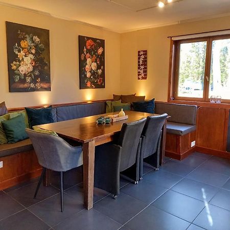 Holiday Home"Monsieur Nips" Érezée 外观 照片