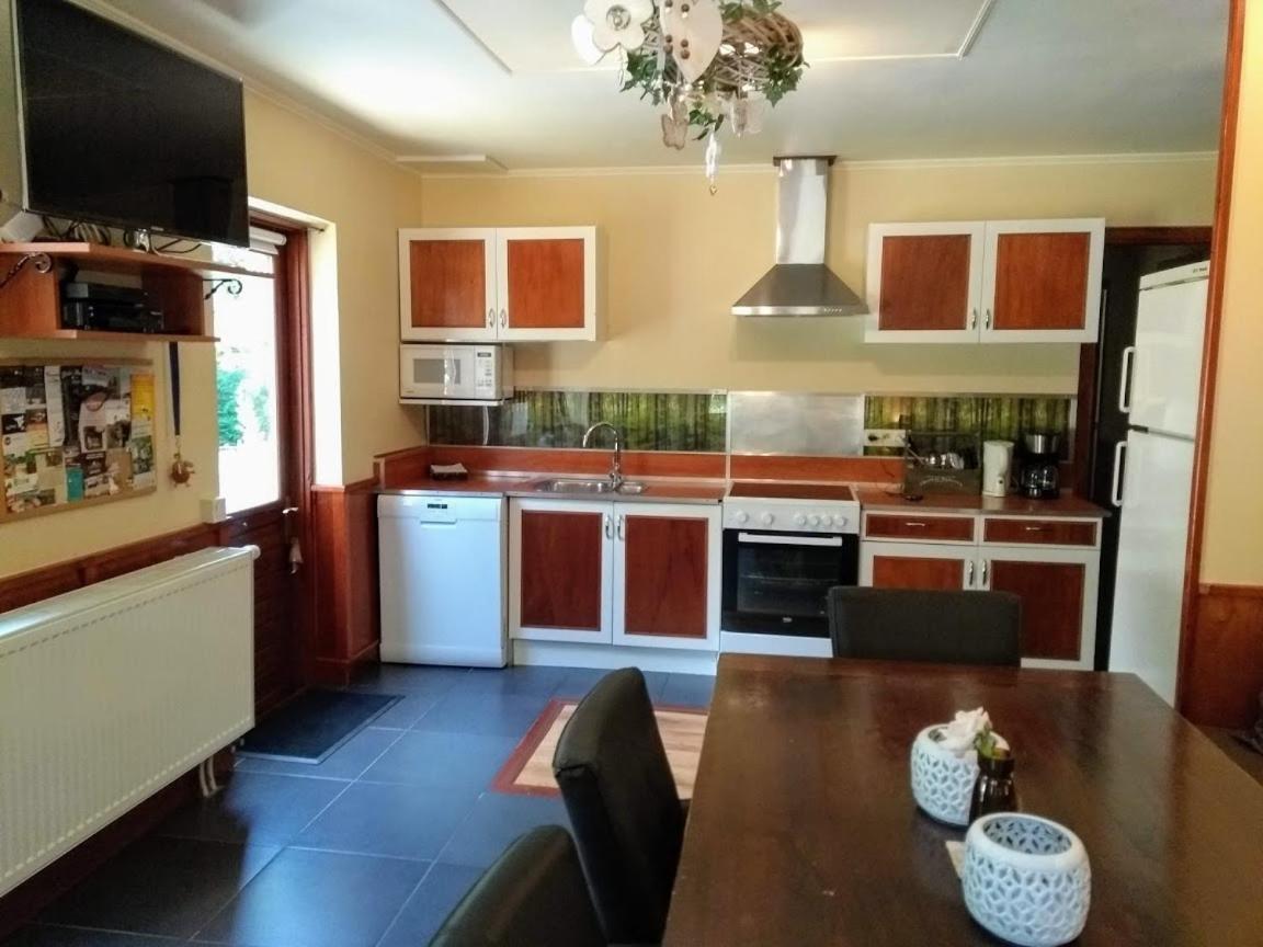 Holiday Home"Monsieur Nips" Érezée 外观 照片